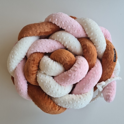 Fox & Off-White & Baby Pink